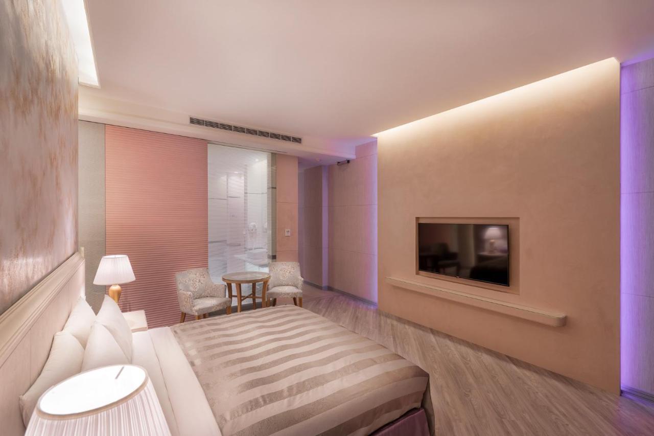 Purple Garden Motel Гаосюн Экстерьер фото