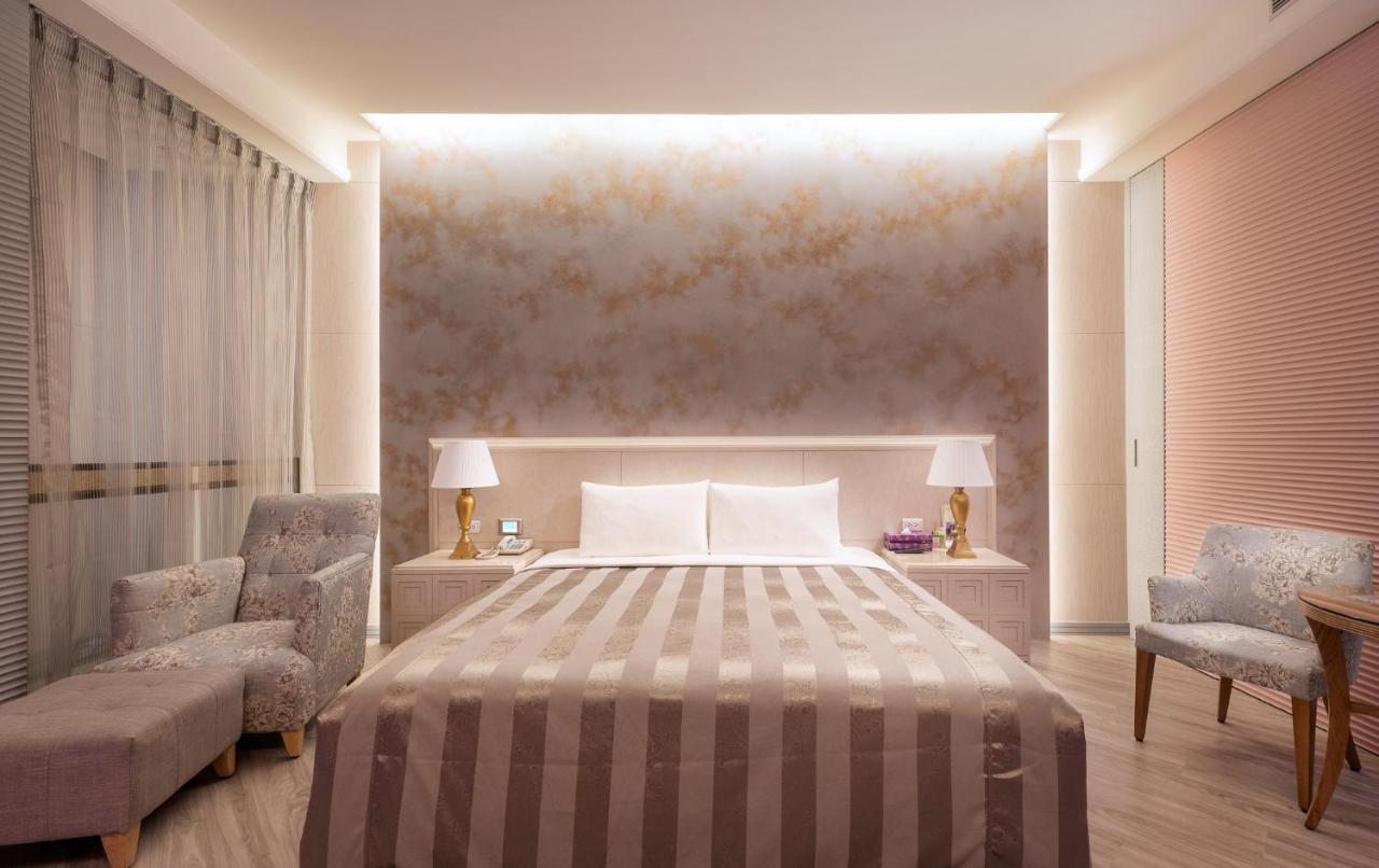 Purple Garden Motel Гаосюн Экстерьер фото