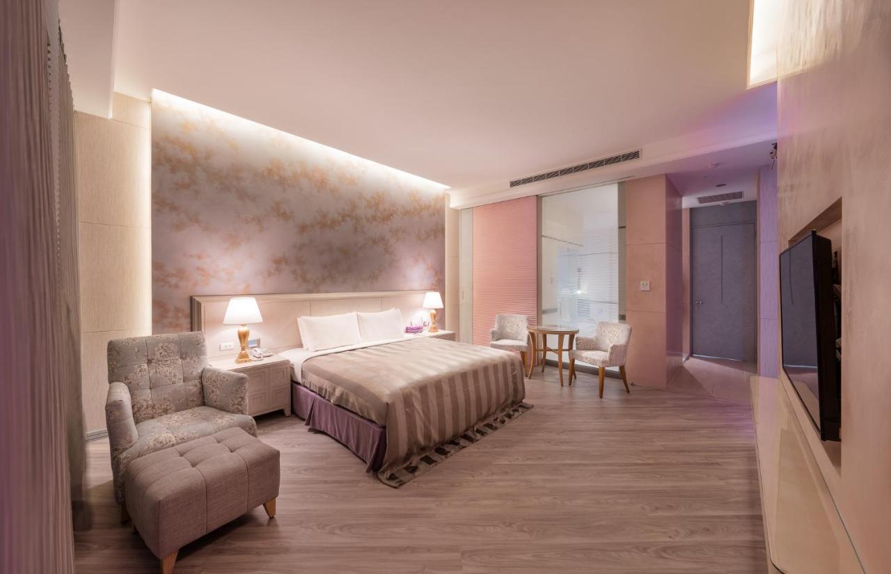 Purple Garden Motel Гаосюн Экстерьер фото