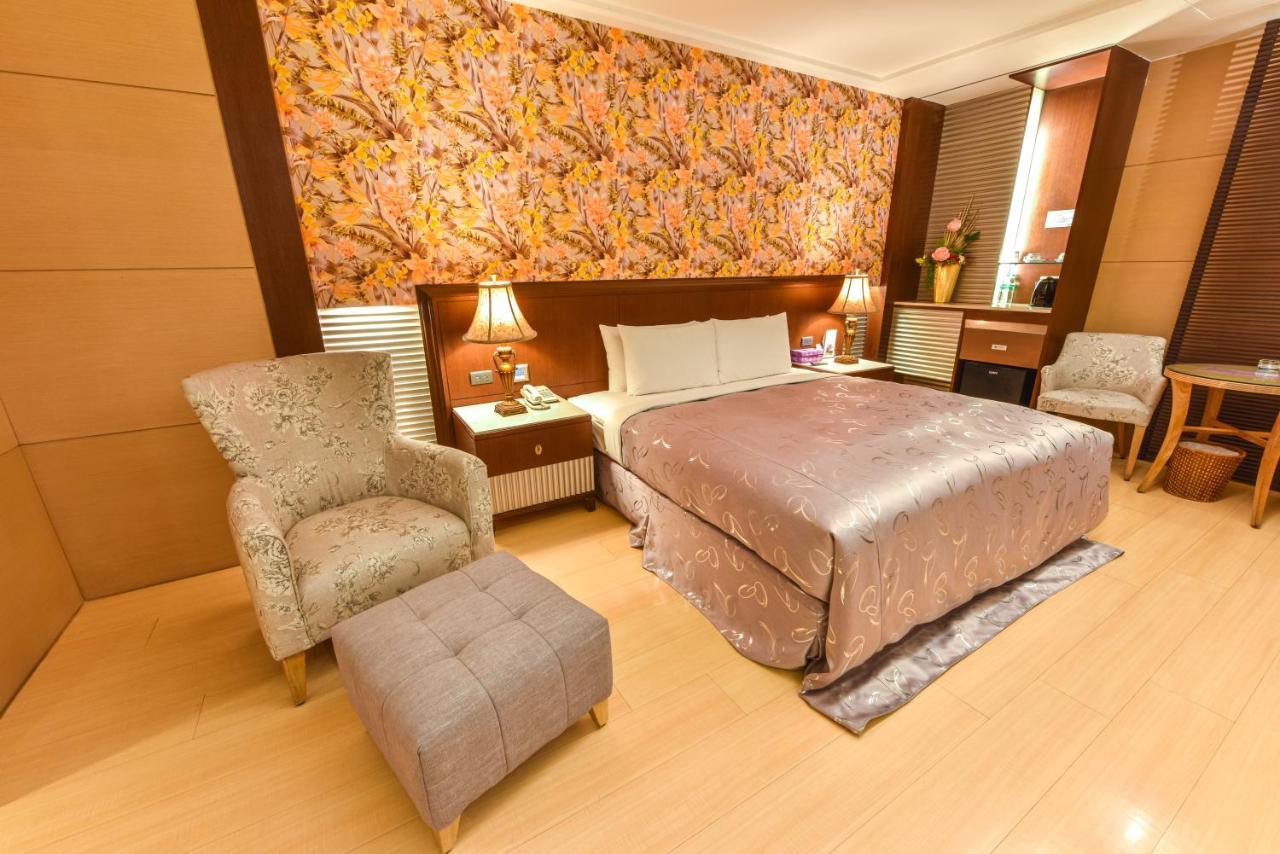 Purple Garden Motel Гаосюн Экстерьер фото