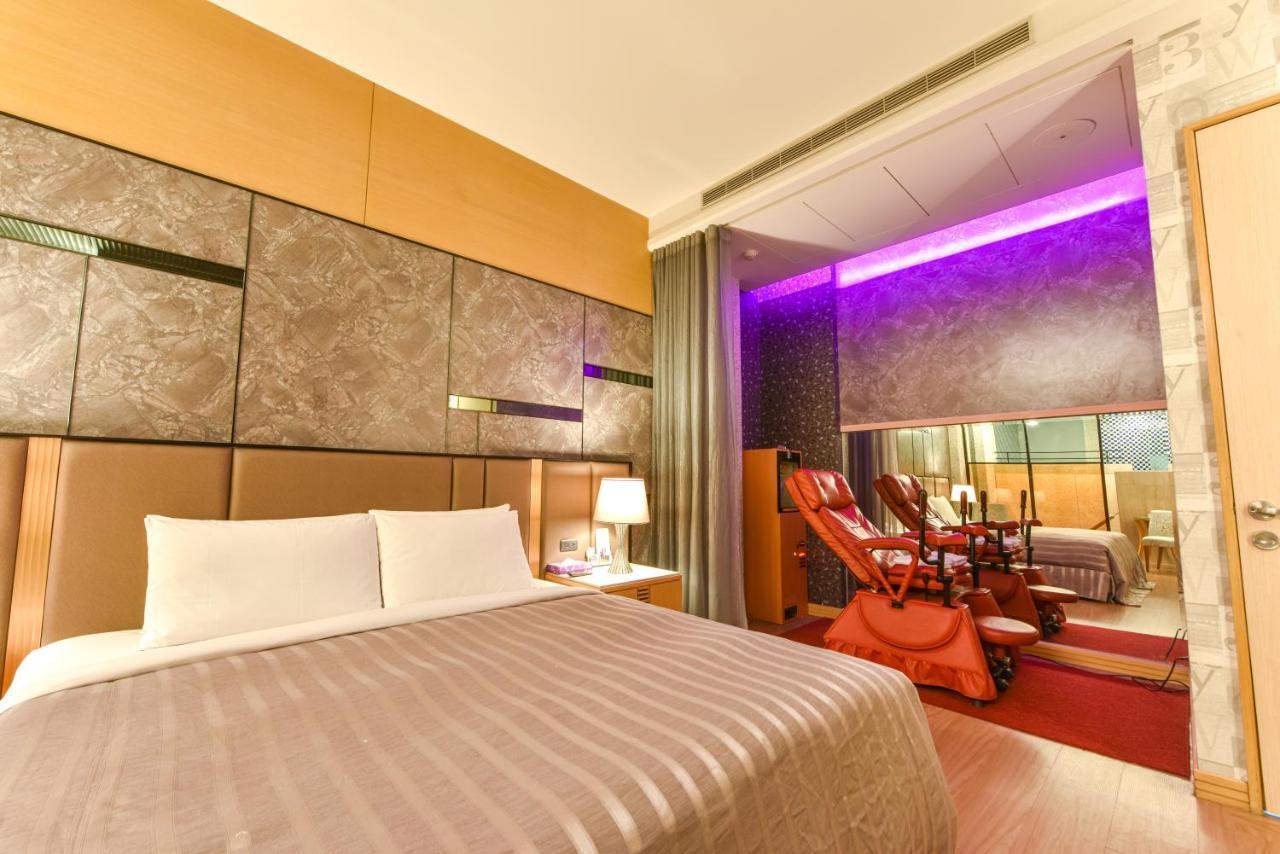 Purple Garden Motel Гаосюн Экстерьер фото
